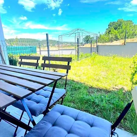 Апартамент Sea & Forest Retreat Варна